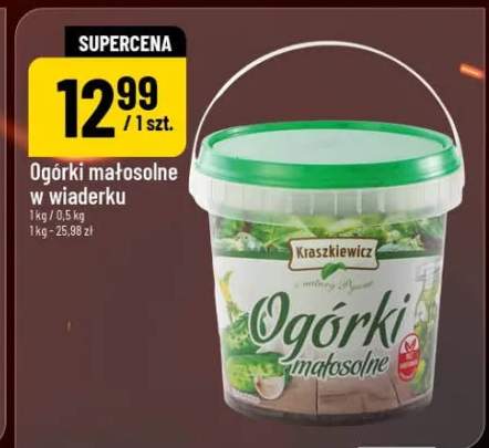 Ogórki małosolne w wiaderku