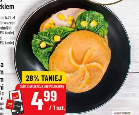 Kanapka z kurczakiem wędzonym i warzywami