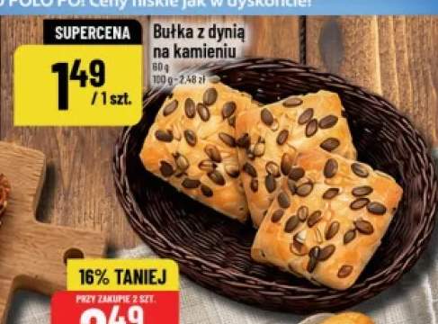 Bułka z dynią na kamieniu